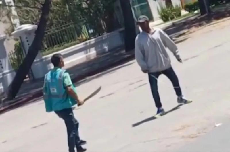 Dos hombres se enfrentaron a machetazos en Alto Comedero