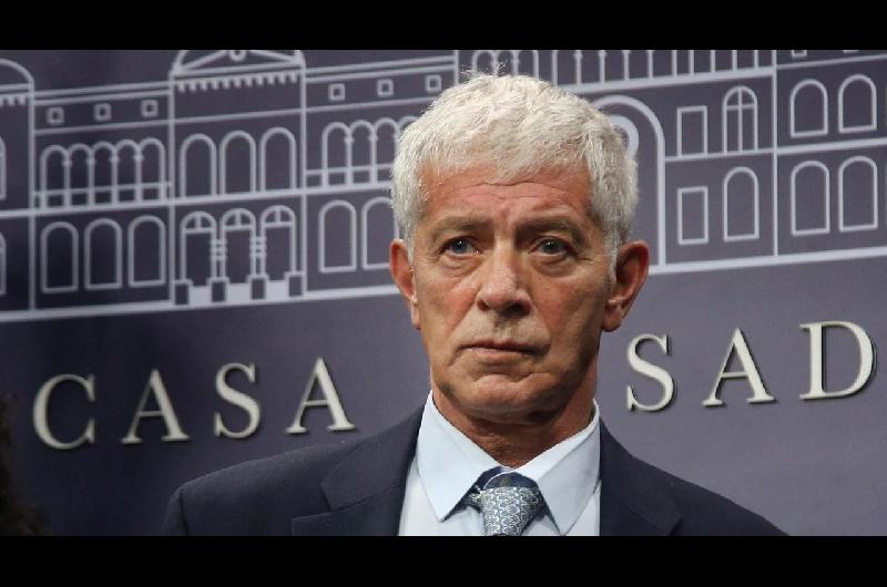 El Gobierno prorrogoacute por tres meses la entrada en vigencia del Coacutedigo Procesal Penal