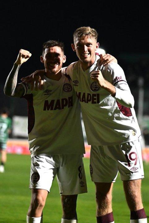 Lanuacutes se llevoacute sus primeros tres puntos ante Sarmiento en Juniacuten por el Torneo Clausura