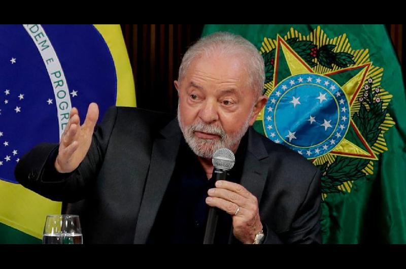 Lula afirmoacute que Trump estaacute mal informado sobre la situacioacuten de Bolsonaro