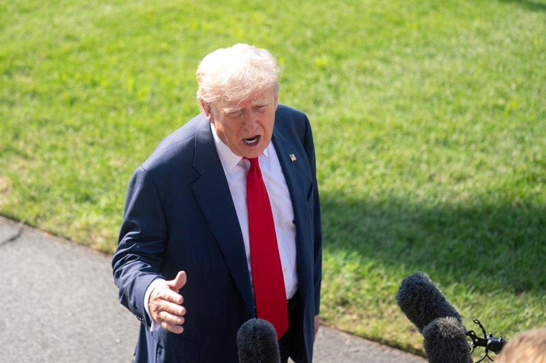Trump volvioacute a negar su conexioacuten con Epstein