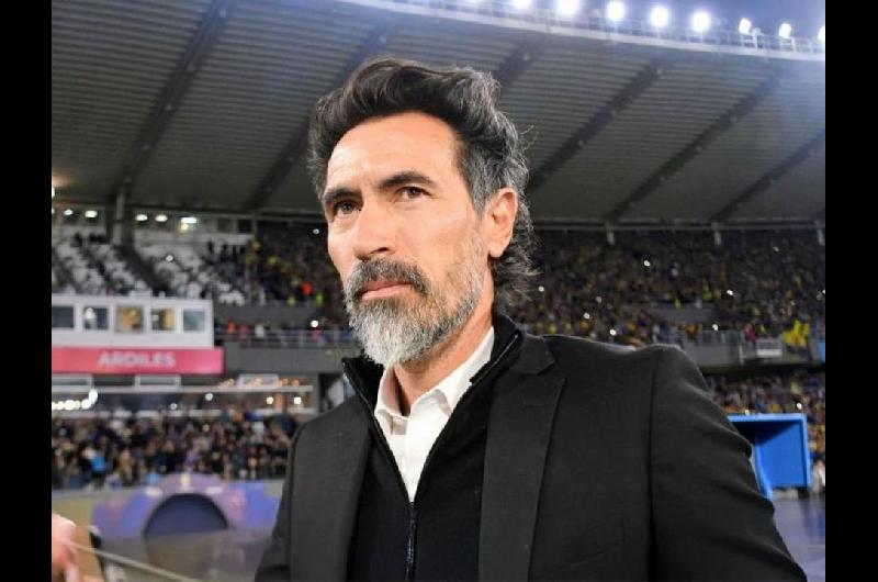 Eduardo Domiacutenguez tras el triunfo ante Racing- ldquoHoy Estudiantes fue un equipo seriordquo