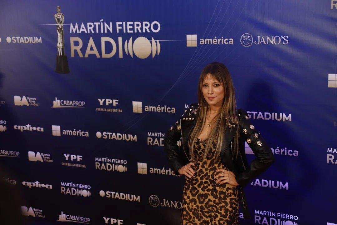 Martina Soto Pose se llevoacute el Martiacuten Fierro a mejor conduccioacuten femenina