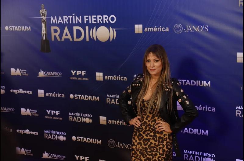 Martina Soto Pose se llevoacute el Martiacuten Fierro a mejor conduccioacuten femenina