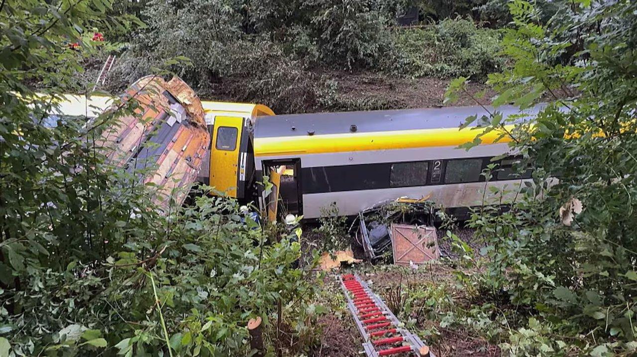 Un tren descarriloacute en el sur de Alemania- 3 muertos y varios heridos
