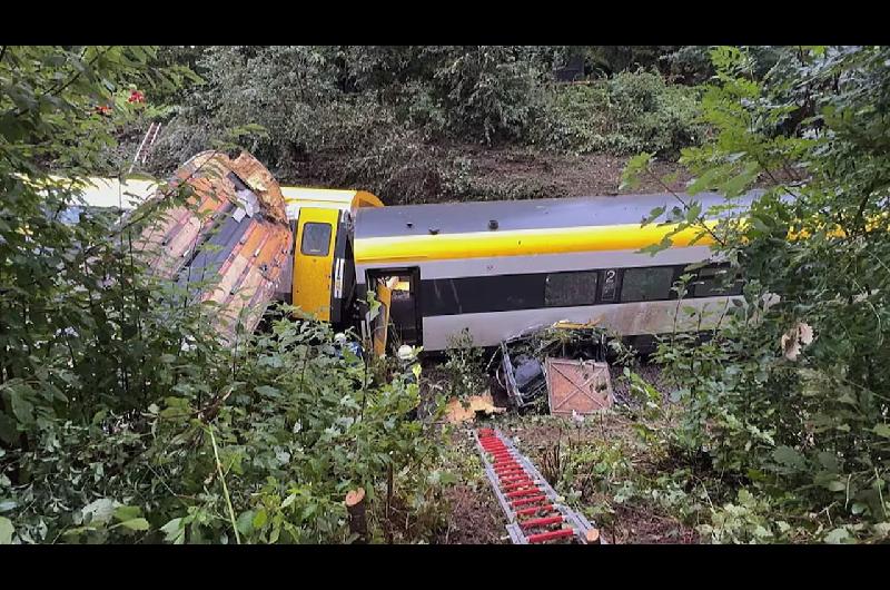 Un tren descarriloacute en el sur de Alemania- 3 muertos y varios heridos