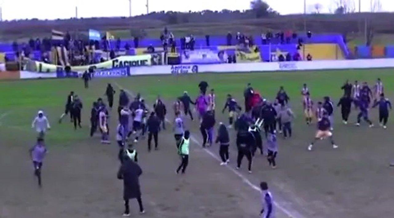 El duro comunicado de Victoriano Arenas tras la brutal agresioacuten a Luis Ventura y sus jugadores