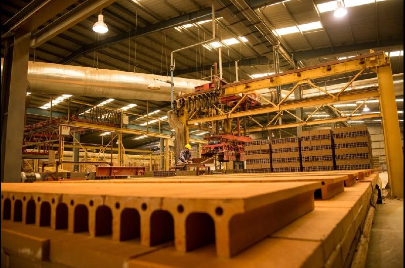 La actividad industrial crecioacute 12-en-porciento- pero sigue debajo de los niveles de 2023