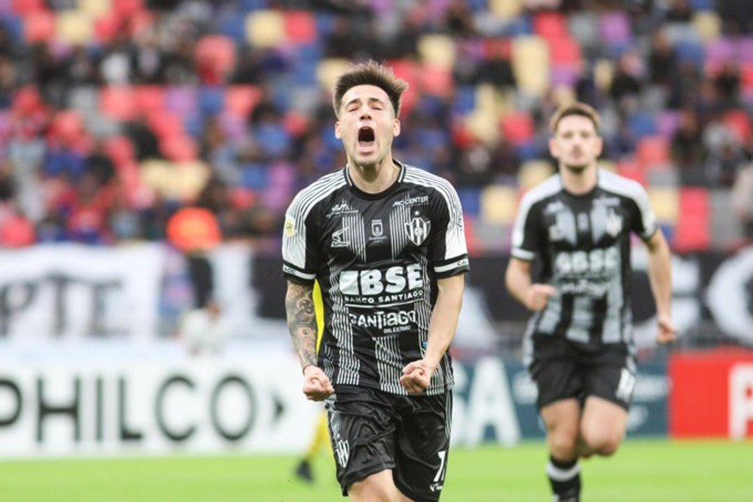 Agoacutenico triunfo de Central Coacuterdoba frente a Defensa y Justicia por el Torneo Clausura 