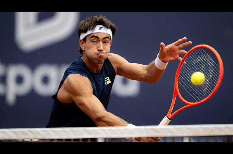 Francisco Comesantildea ganoacute en el debut y estaacute en segunda ronda del Masters 1000 de Toronto