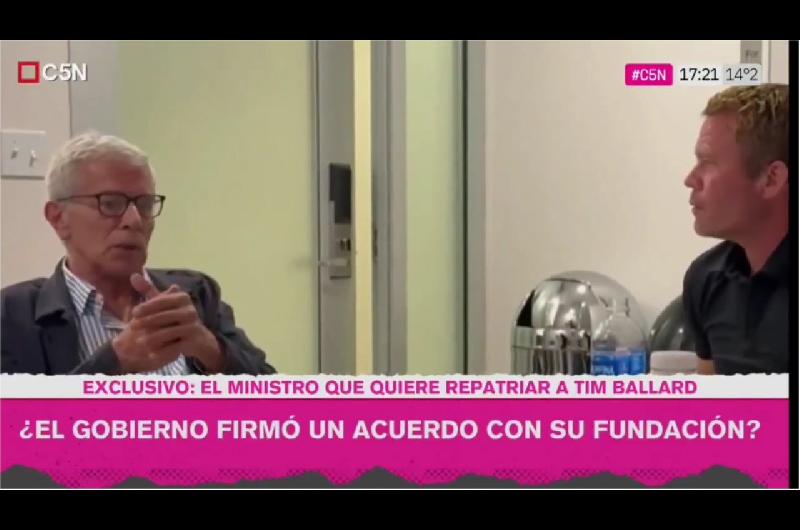 El ministro de Justicia de Javier Milei Mariano Cuacuteneo Libarona le ofrecioacute sus servicios a Tim Ballard