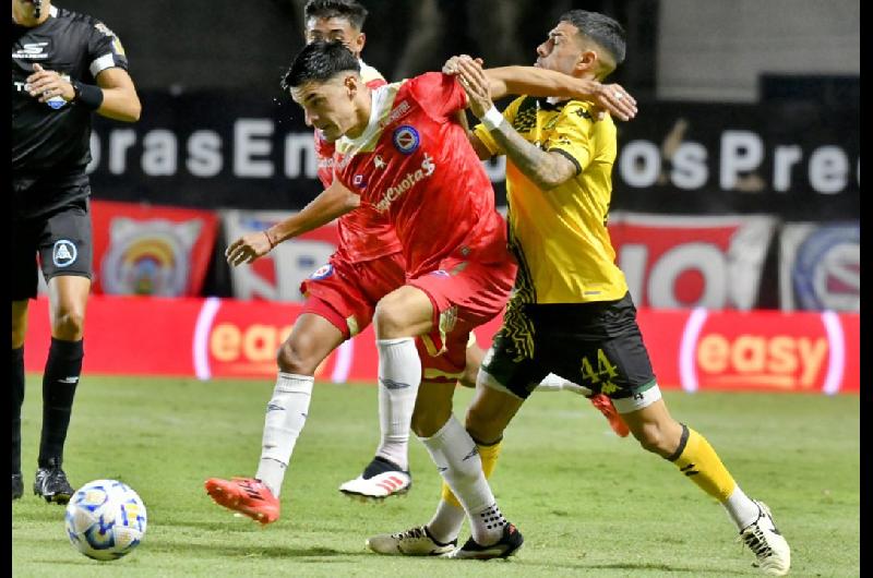 Aldosivi y Argentinos Juniors se enfrentan por un lugar en los cuartos de final de la Copa Argentina