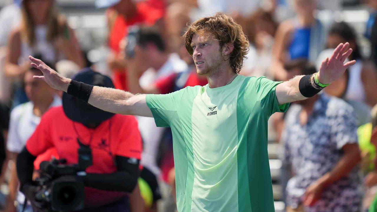 Ben Shelton y Rublev avanzaron de ronda en el Masters 1000 de Toronto