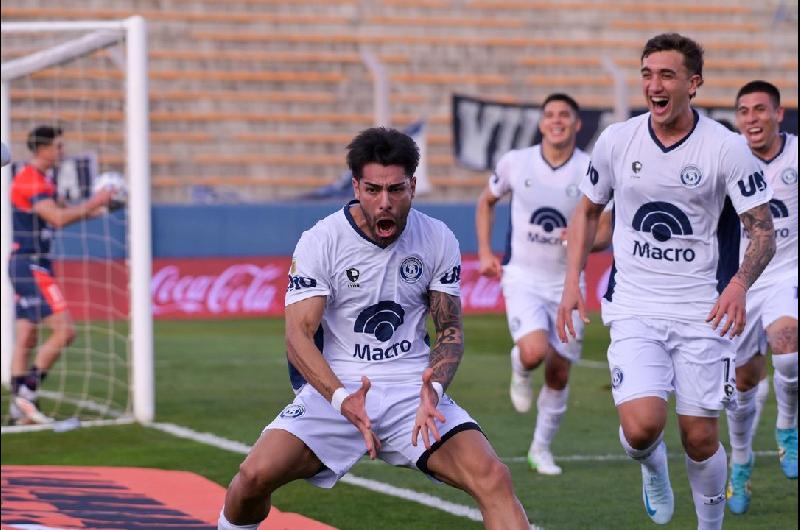 Independiente Rivadavia vencioacute a Central Coacuterdoba de Rosario y se metioacute en cuartos de final de Copa Argentina