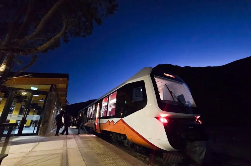 Se licita uacutenicamente la operacioacuten ferroviaria del Tren Turiacutestico Solar 