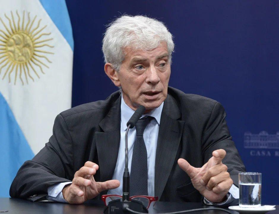 Denuncian a Cuacuteneo Libarona por ldquoviolacioacuten de deberes de funcionario puacuteblicordquo y ldquocohechordquo
