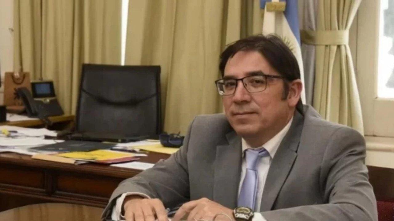 El Gobierno dice que no toma la nacionalidad como medida en el conflicto por los exaacutemenes universitarios