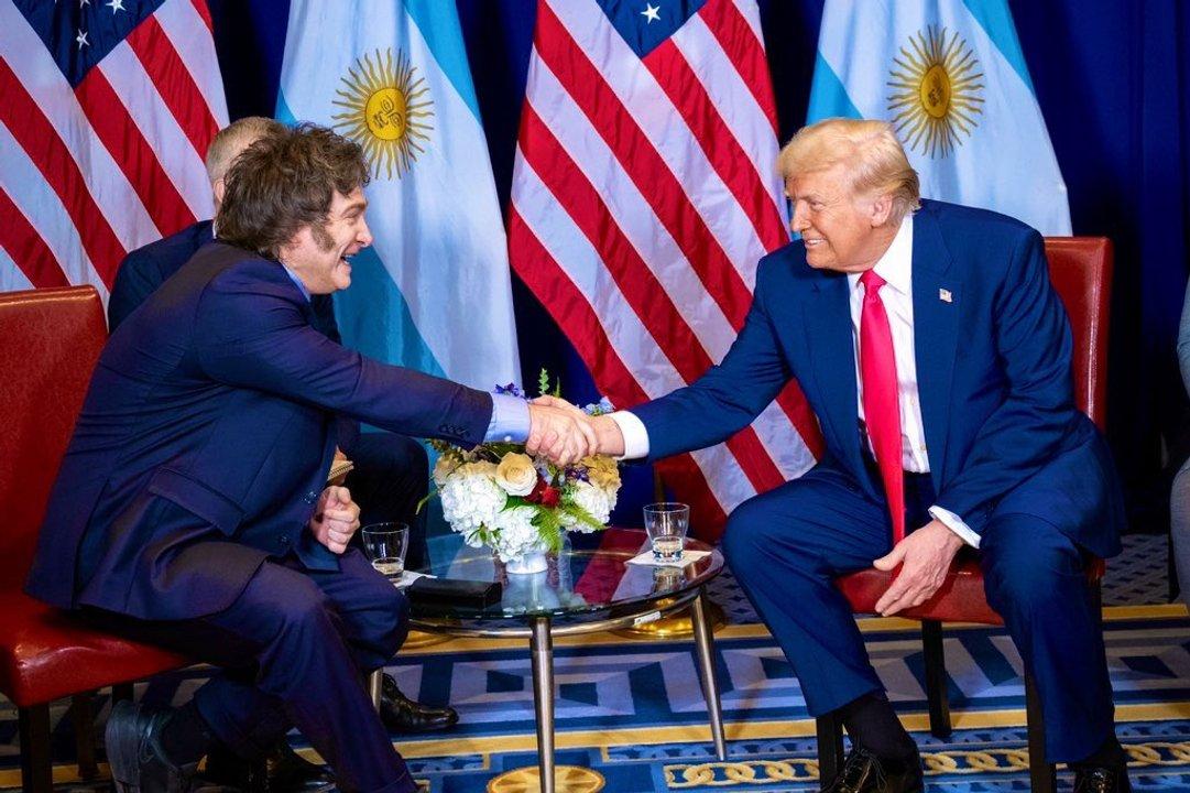 Donald Trump aplicaraacute aranceles un 10-en-porciento- a las exportaciones de Argentina