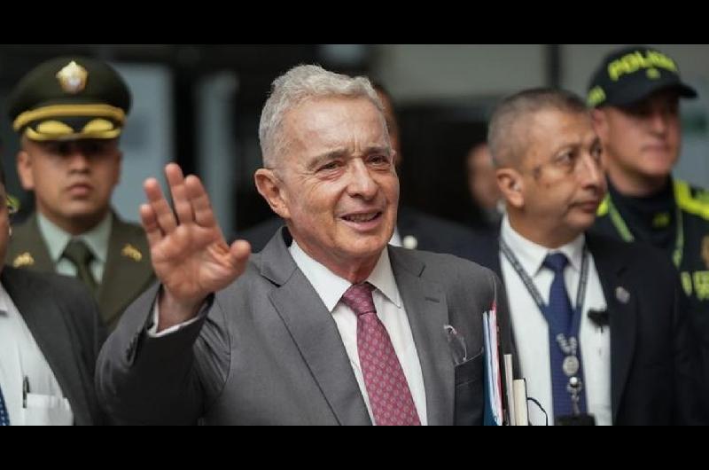 Expectativa en Colombia por la sentencia contra el expresidente Uribe