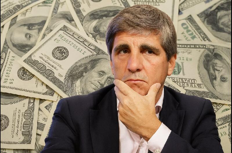 Cuaacutento aumentoacute el doacutelar desde que Luis Caputo dijo si estaacute barato compraacute campeoacuten