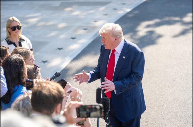 Trump desatoacute una guerra comercial- impuso nuevos aranceles a 69 paiacuteses y se hunden los mercados