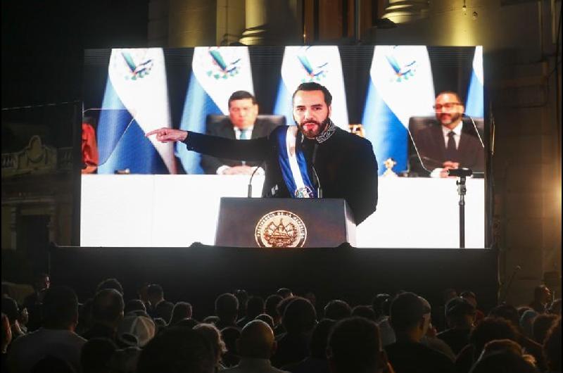Bukele consolida su poder- El Salvador aprueba reforma que permite la reeleccioacuten indefinida