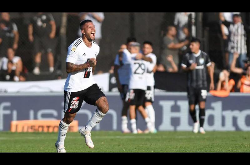 Riestra respondioacute a las poleacutemicas declaraciones de Ceacuteliz sobre la Copa Argentina