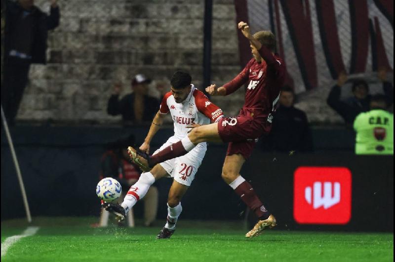 #9898En VIVO- Lanuacutes vs Huracaacuten por Copa Argentina minuto a minuto  