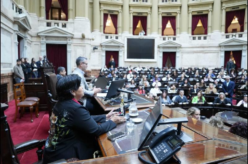 Diputados- rindieron examen 147 aspirantes a la Defensoriacutea del Menor 