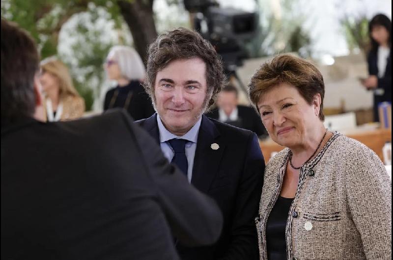 El FMI alertoacute que leyes vetadas por Milei elevariacutean el gasto puacuteblico en 15-en-porciento- del PBI