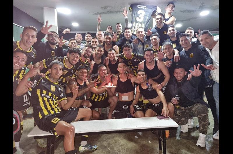 Video- incidentes en el claacutesico entre Nueva Chicago y Almirante Brown por la Primera Nacional