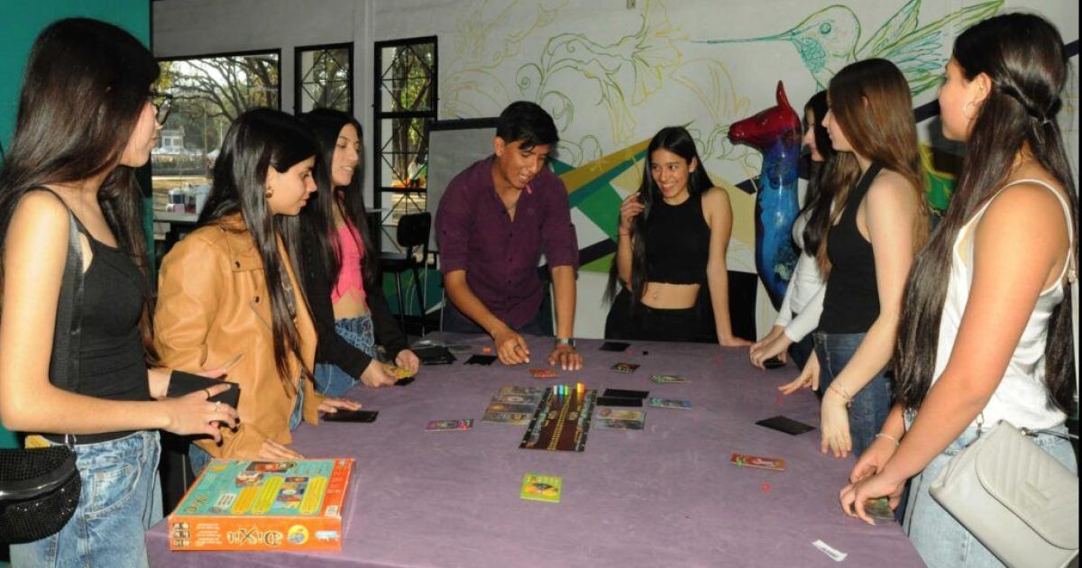 Intensa agenda de actividades de las candidatas a representante Capital