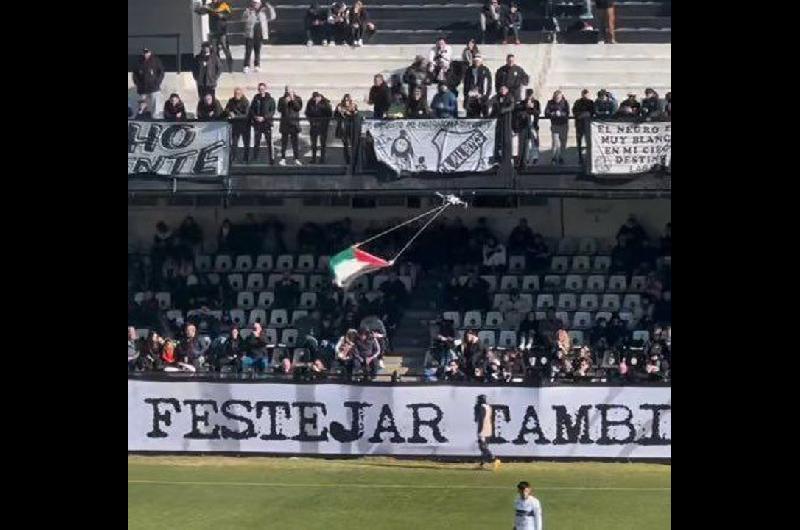 Prohiacuteben el ingreso a las canchas a un barra de All Boys