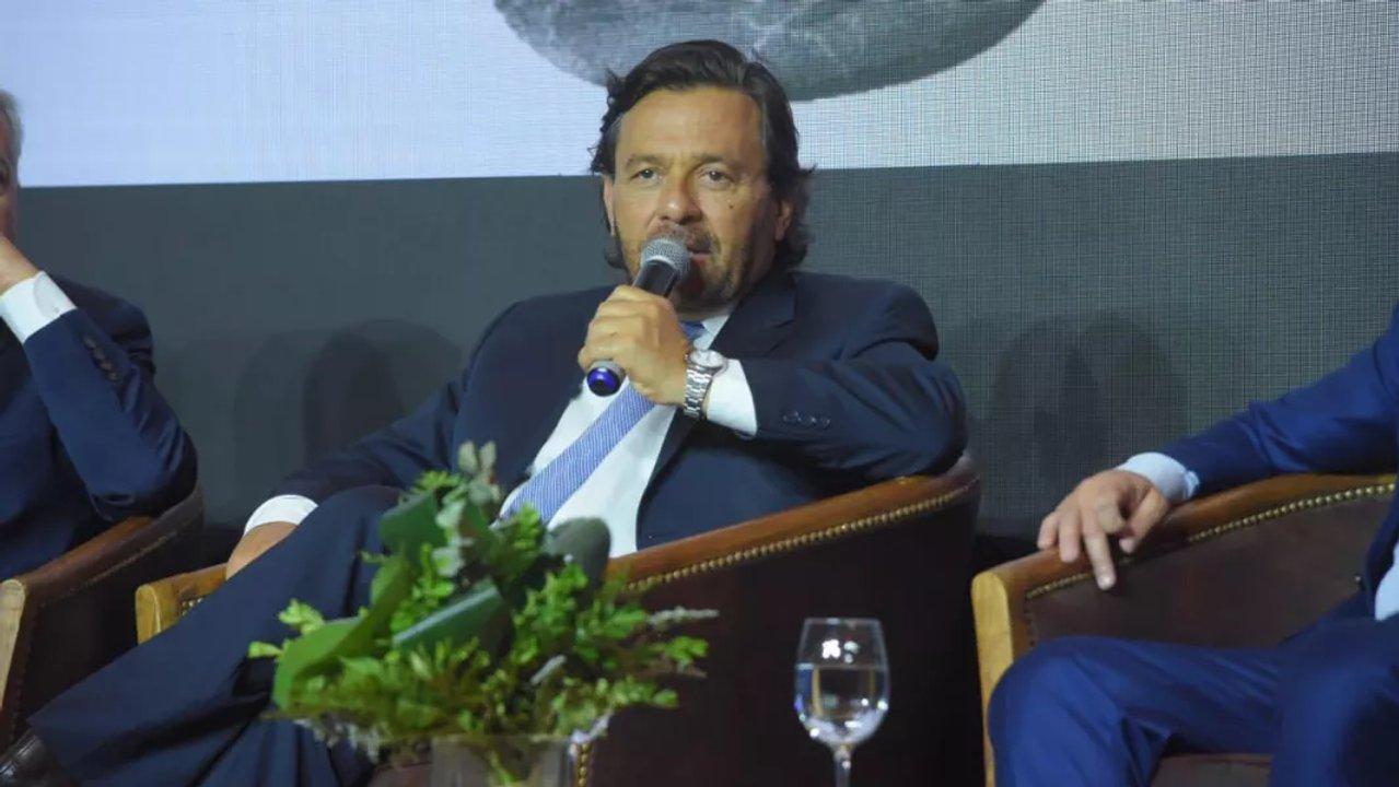 Saacuteenz reclamoacute federalismo real y advirtioacute que ldquoel norte es un gigante dormido que ha empezado a despertarrdquo