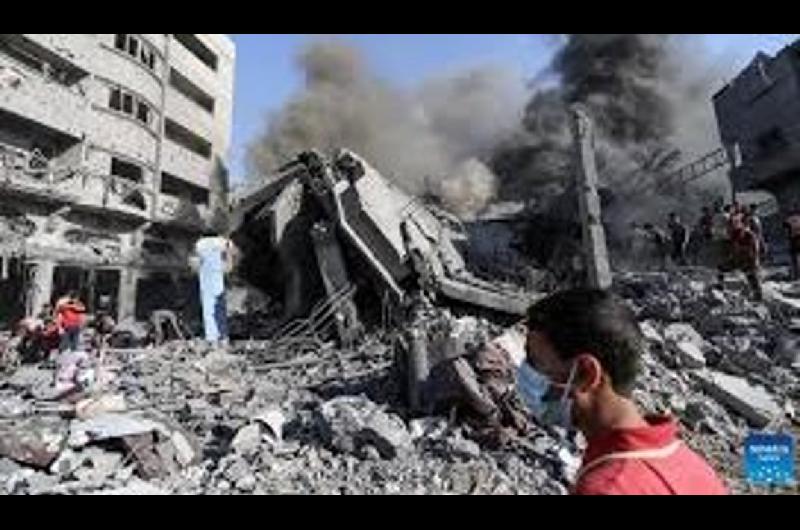 Murieron 83 palestinos tras una ofensiva israeliacute sobre Gaza