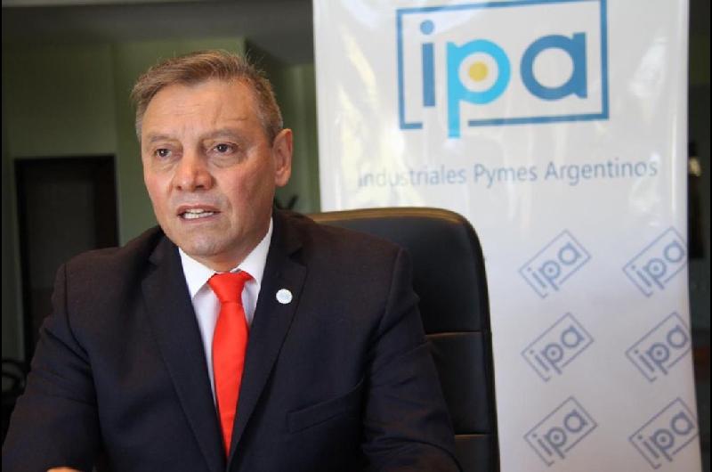 Quejas por el posible cierre de la Secretariacutea Pyme