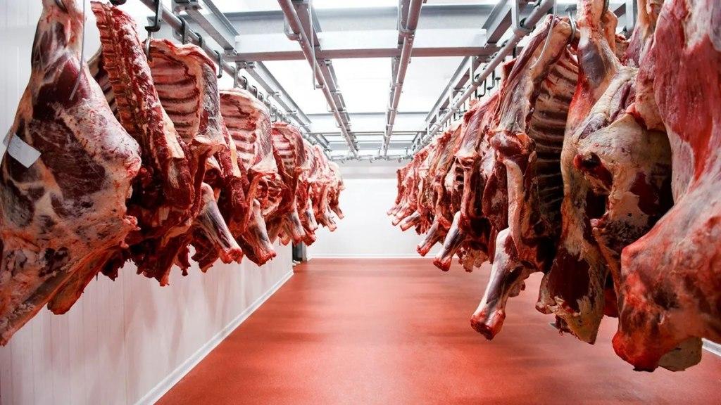 La importacioacuten de carne desde Brasil es la maacutes alta desde 1997