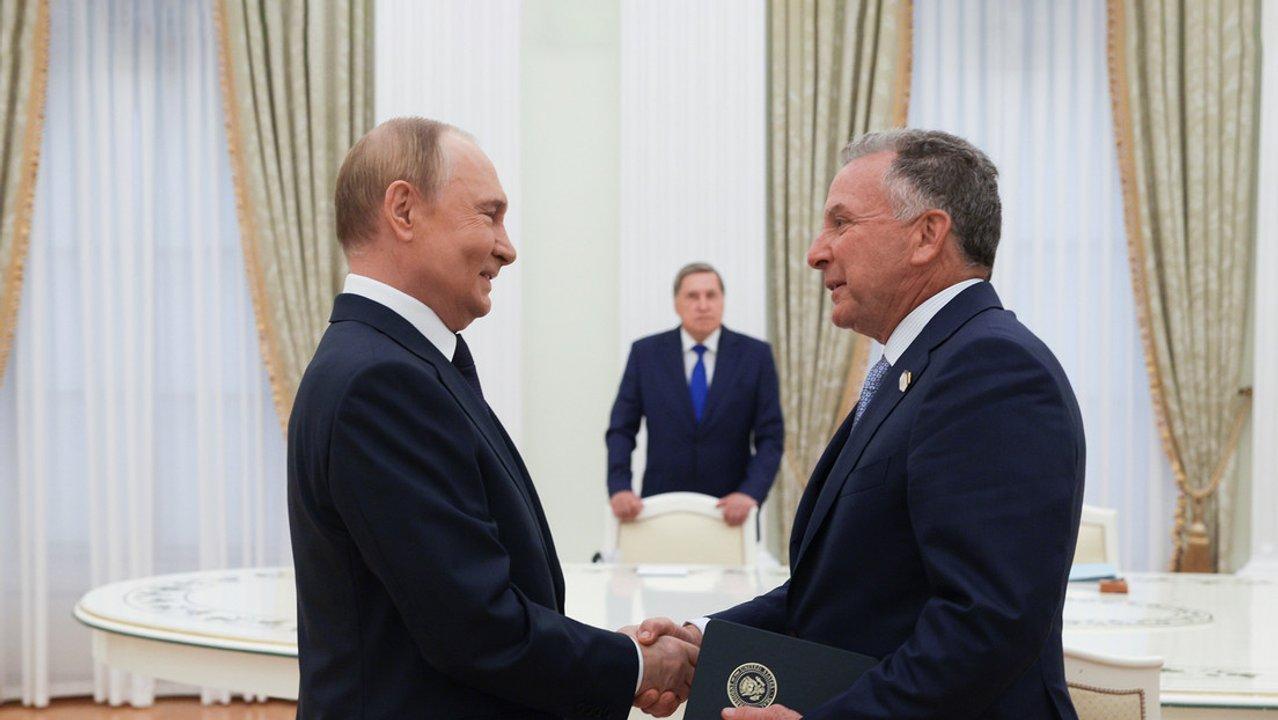 La reunioacuten entre Putin y Witkoff fue ldquouacutetil y constructivardquo seguacuten un asesor presidencial ruso