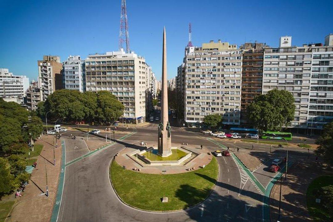 Uruguay- la economiacutea completoacute 12 meses de alza