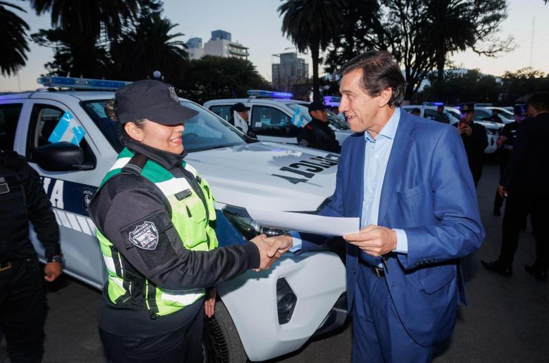 Confirman una extensioacuten en la edad de retiro de policiacuteas y penitenciarios