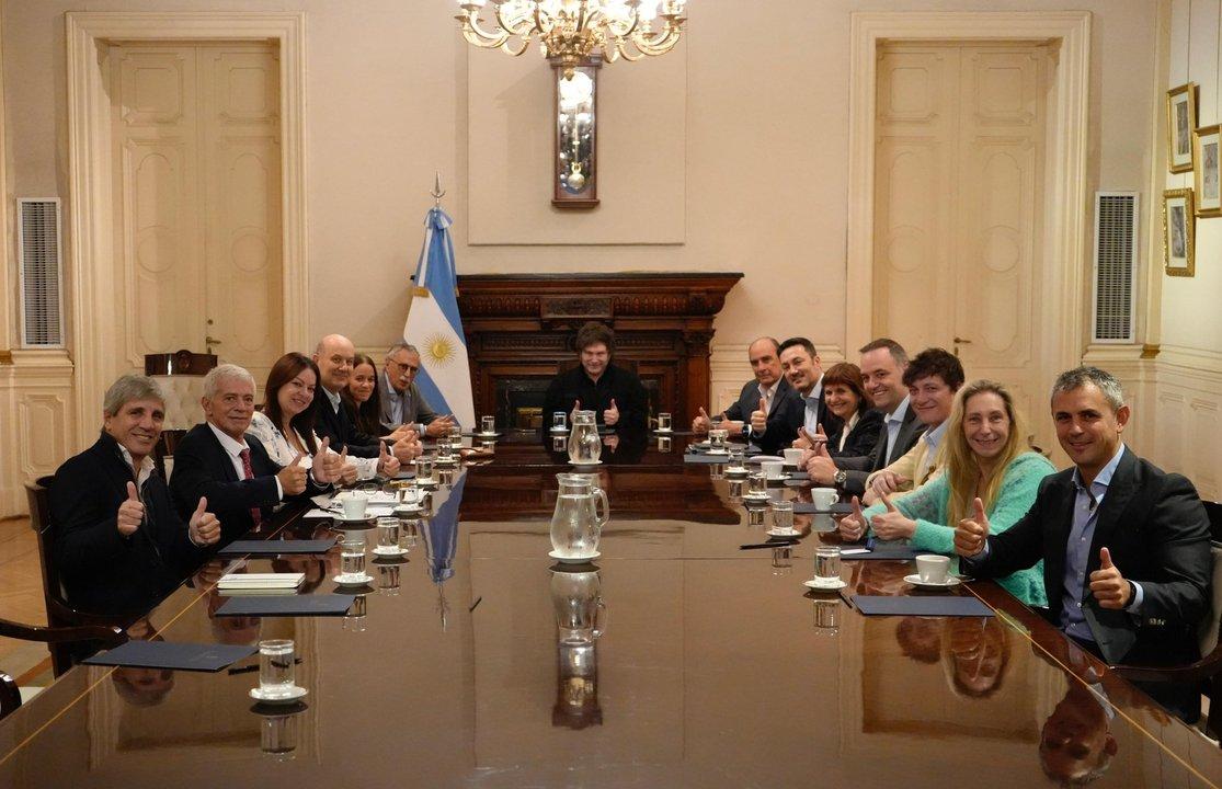 Super mega giga discurso- los funcionarios del Gobierno salieron en masa a respaldar a Javier Milei en X
