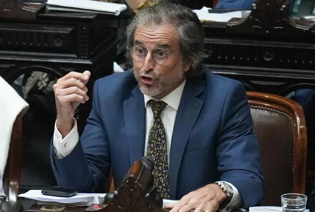 Benegas Lynch criticoacute la resistencia al cambio en el Congreso- Un diacutea negro para la Argentina