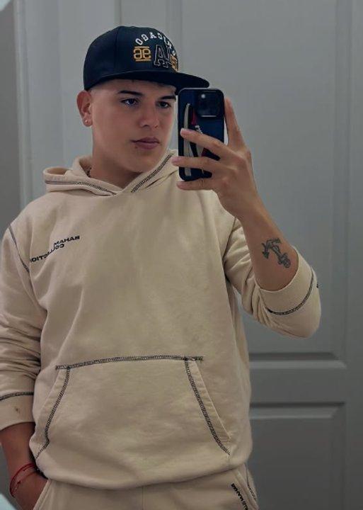 Thiago Medina desmintioacute un romance con ldquoLa Tanardquo Fenocchio tras su cruce con Daniela Celis