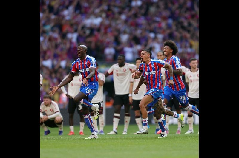 Crystal Palace vencioacute al Liverpool en penales y se coronoacute campeoacuten de la Community Shield