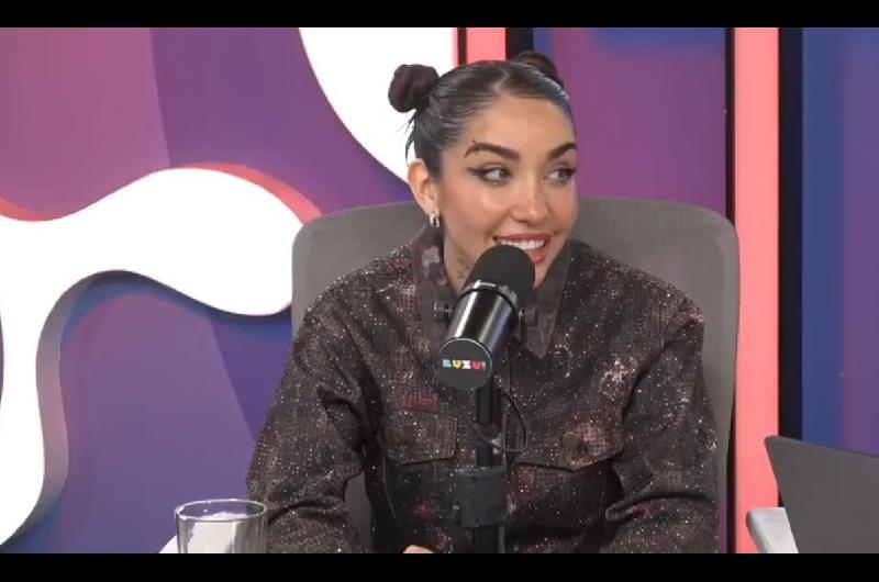 Mariacutea Becerra- Caigo en cuenta del privilegio que tengo de tomar agua de un filtro