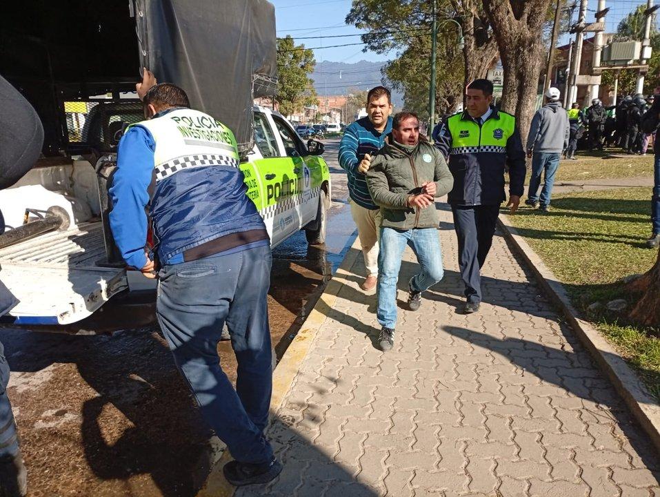 La dura acusacioacuten de ATE a un gobernador peronista- ldquoReplica las praacutecticas represivas de Bullrichrdquo