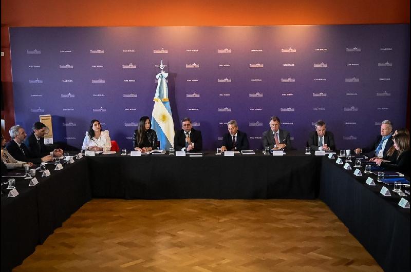 El Gobierno reunioacute a jueces electorales de todo el paiacutes para ultimar detalles de la Boleta Uacutenica