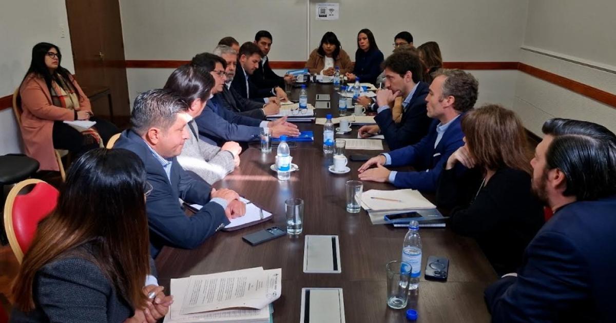 Maacutes consultas en Diputados sobreel proyecto de Juicios por Jurados