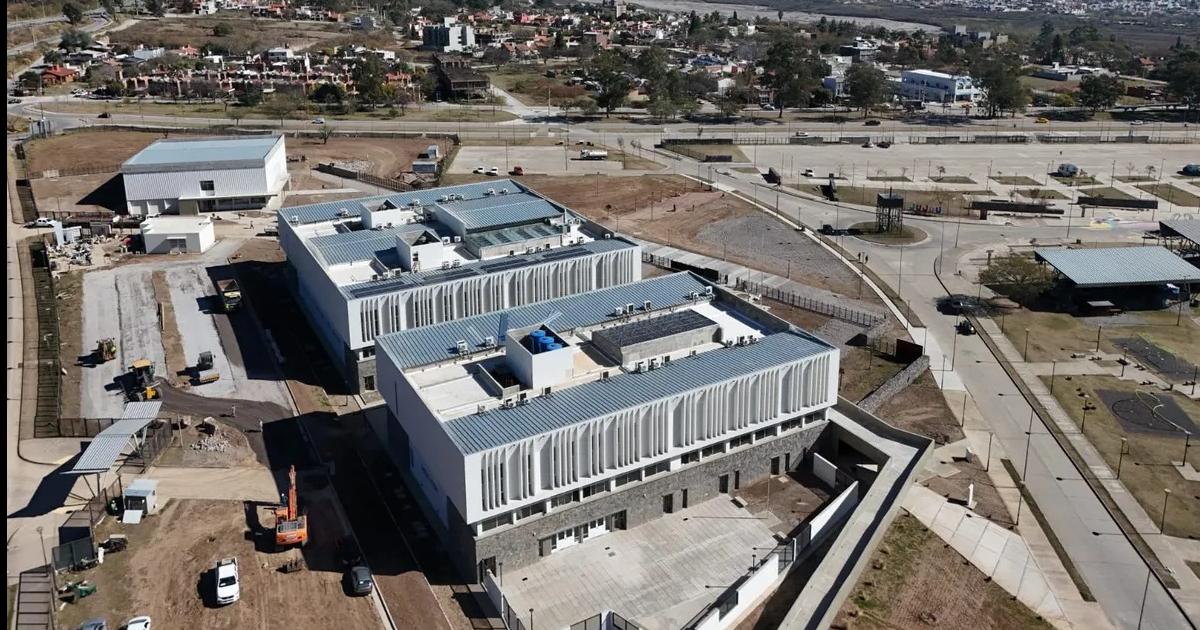Una nueva obra emblemaacutetica inauguraron en Jujuy y van 