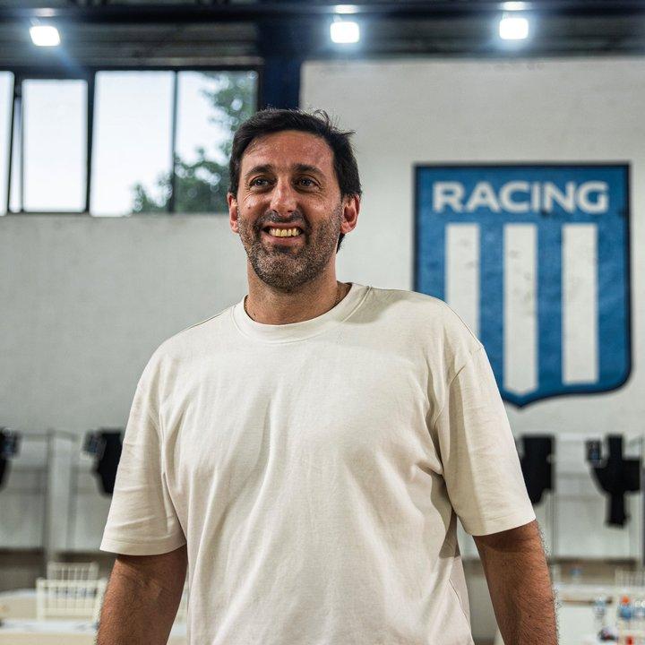 ldquoNo importa quiero venir igualrdquo- la confesioacuten de Milito sobre el insoacutelito contrato de Marcos Rojo en Racing